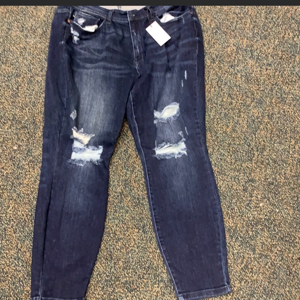 NWT JUDY BLUE JEANS